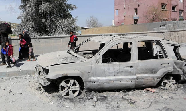 Αφρίν: Πώς δρομολογήθηκε η πτώση του-Τι λέει ο φωτογράφος που κατέγραψε το πλιάτσικο